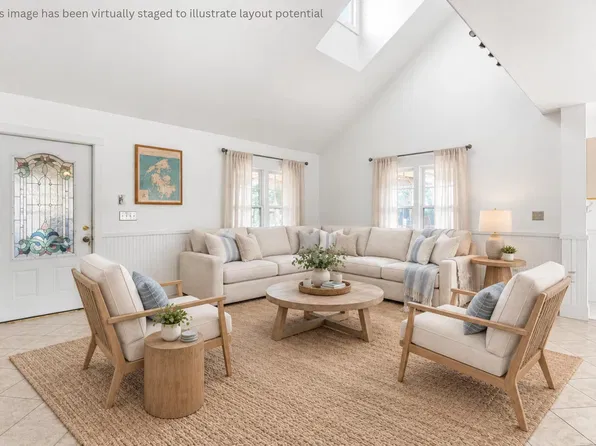 84 Old Harbor Road, Vinalhaven, ME 04863