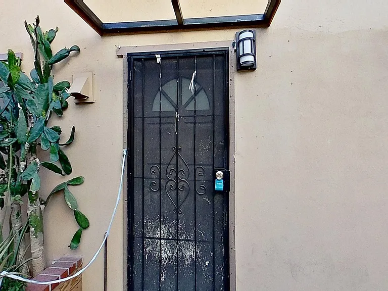 443 W Valencia Dr — Photo 22
