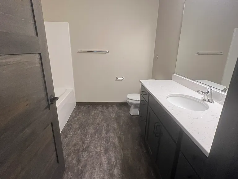 258 Cole Dr #1D — Photo 5