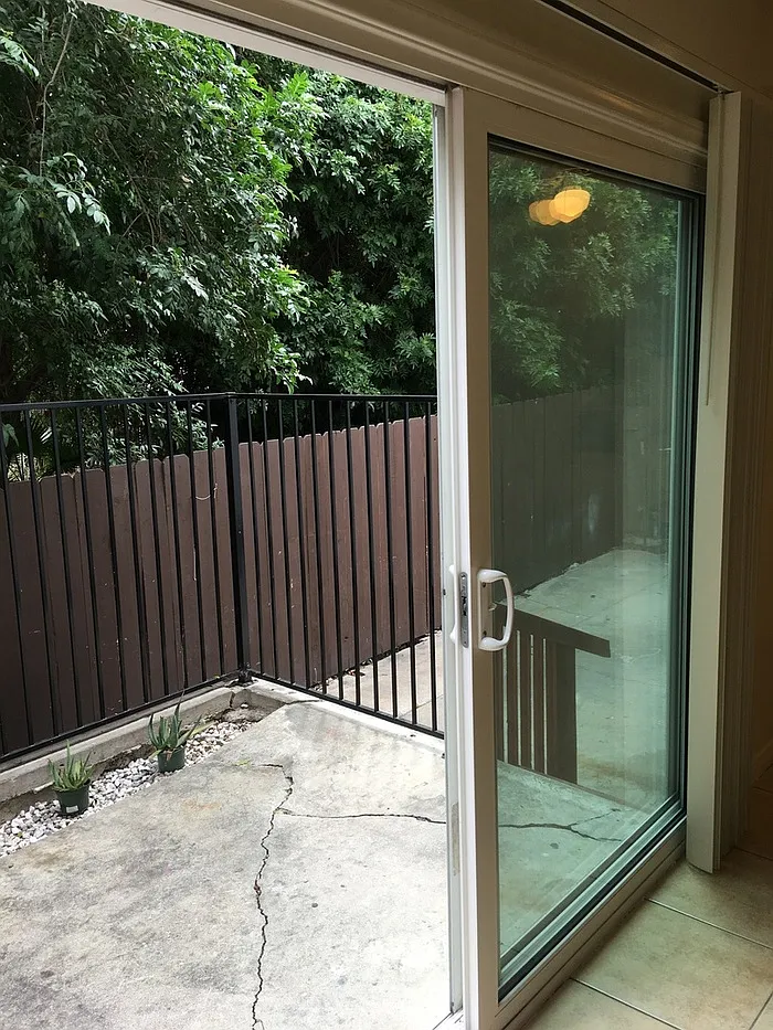 2 bed, 1.0 bath, $2,380 — Photo 4