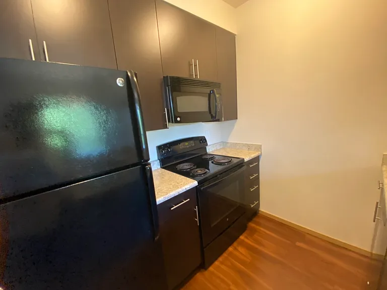 The Sinclair Apartments — Photo 19