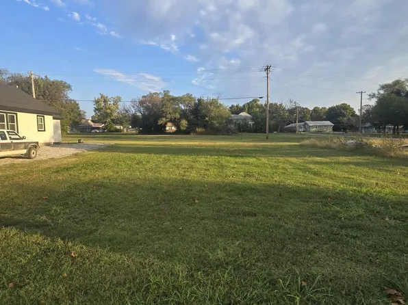 LOT 11 Simpson Ave, Winfield, KS 67156