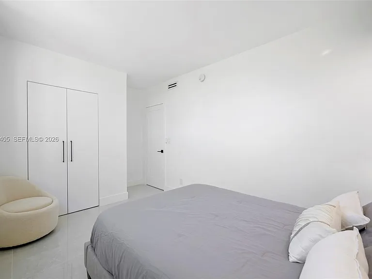 19370 Collins Ave #507 — Photo 13