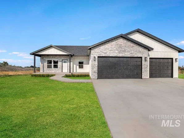 934 Applewood Dr, Buhl, ID 83316