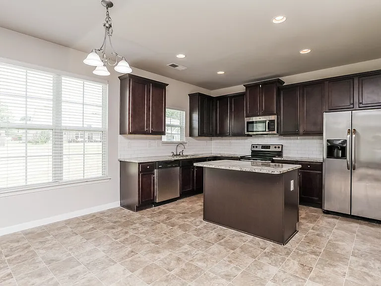 1235 Nottley Dr — Photo 5
