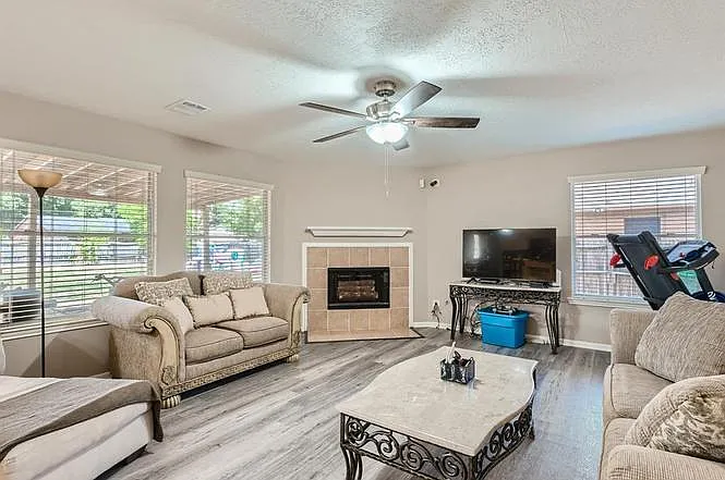 16218 Bunker Ridge Rd — Photo 4