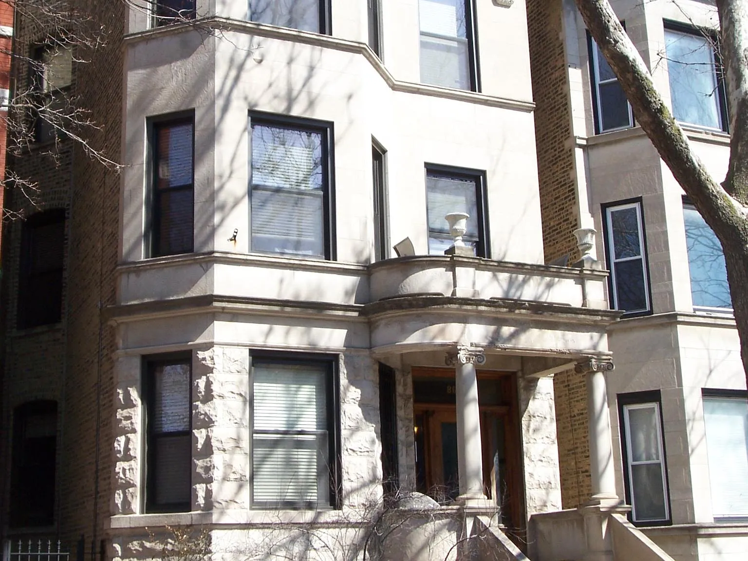 3 bed, 1700 sqft, $3,995 — Photo 1