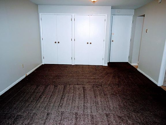 4th image of 406 E End Ave APT 3