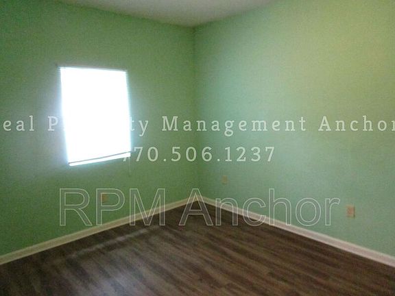 2nd image of 210B Oak Shores Dr