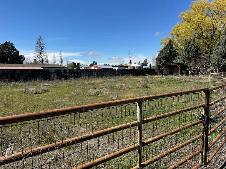 225 Mission View Dr — Photo 26