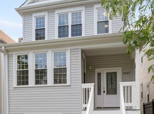 2655 W George St, Chicago, IL 60618