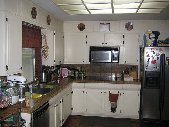 4th image of 9423 Shawnee Ct