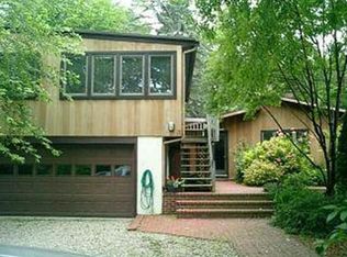 12 Atkinson Way, Mattapoisett, MA 02739