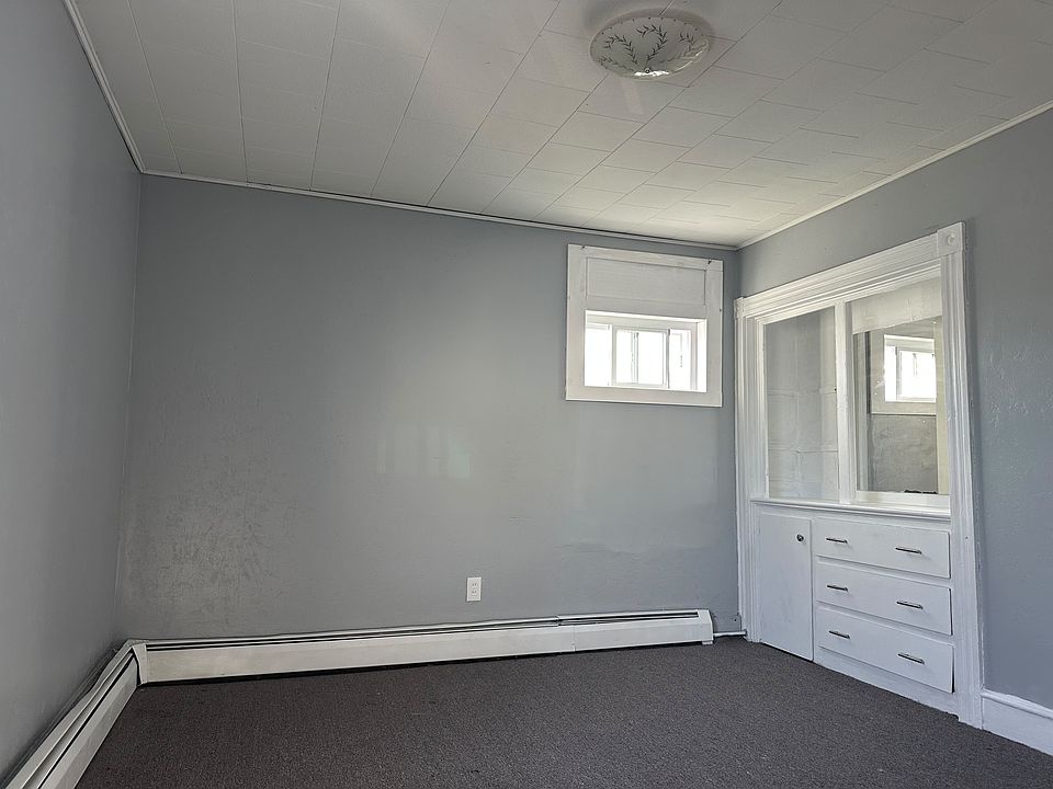 1st image of 180 Mott St #2