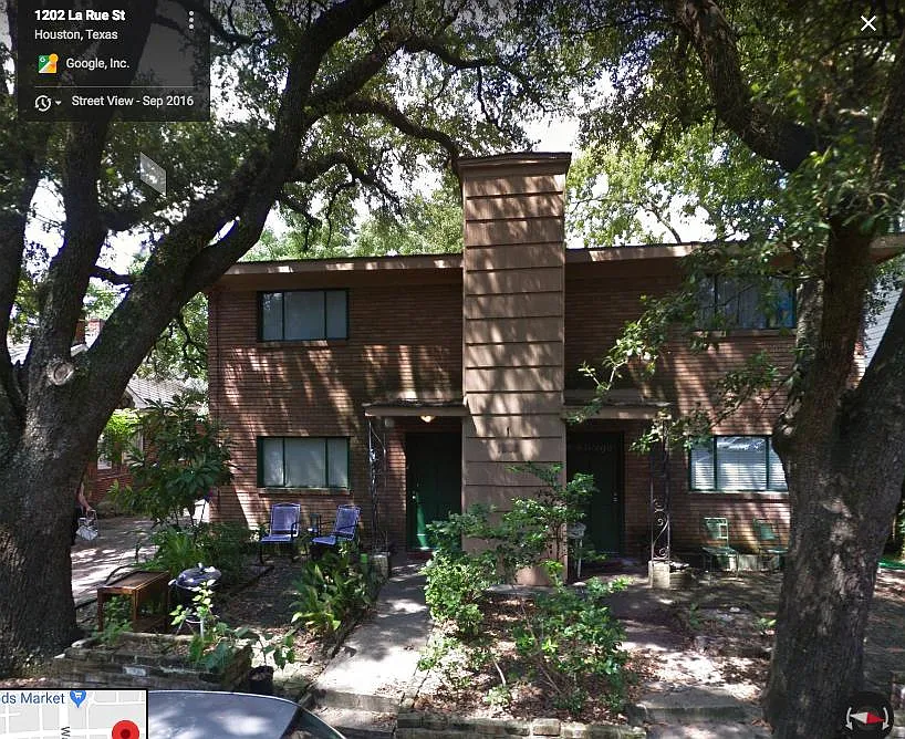 1202 La Rue St #3