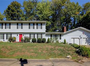 5425 Morning Dove Ln, Cross Lanes, WV 25313