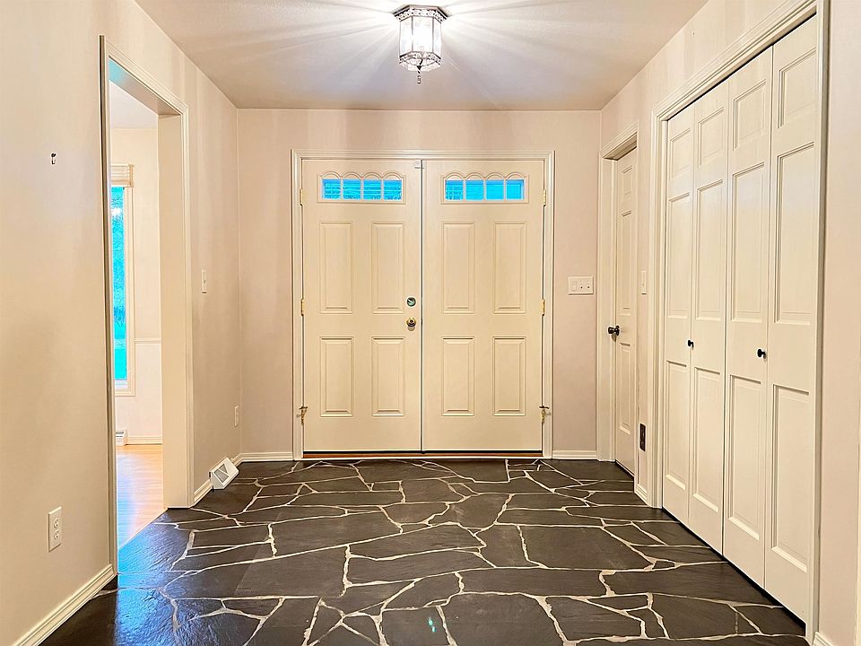 27 Meadowbrook Ct, Appleton, WI 54914 MLS 50282753 Zillow