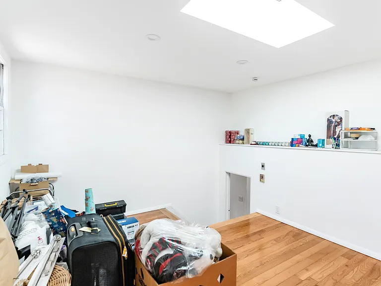 31 Frederick Ln — Photo 46