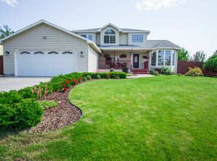 3808 E Tanager Ln, Mead, WA 99021