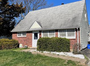 2603 Wood Rd, Secane, PA 19018