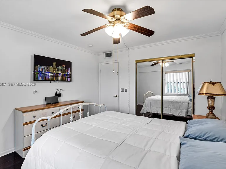 801 SW 133rd Ter #406K — Photo 10