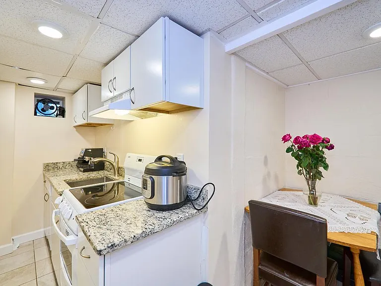 375 Broadway #B1 — Photo 10