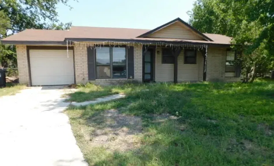 4 bed, 1218 sqft, $1,575 — Photo 3