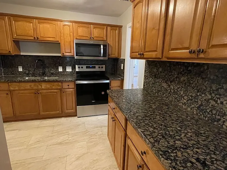 5247 Cleveland Rd — Photo 5