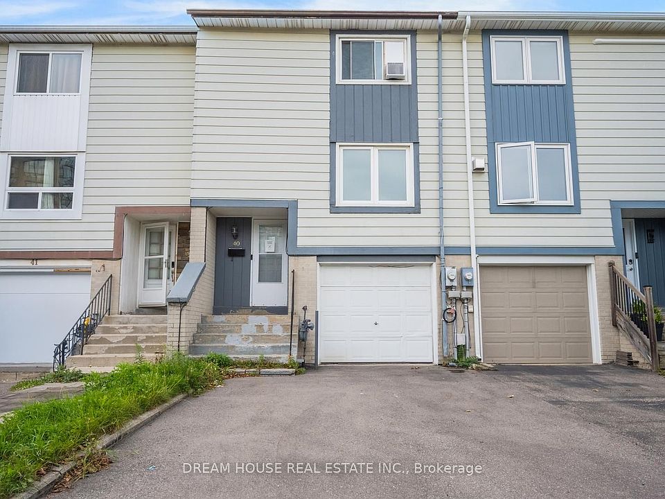 1st image of 40 Hoskins Sq