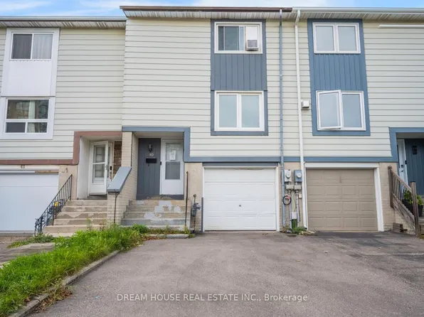 40 Hoskins Sq, Brampton, ON L6S 2N6
