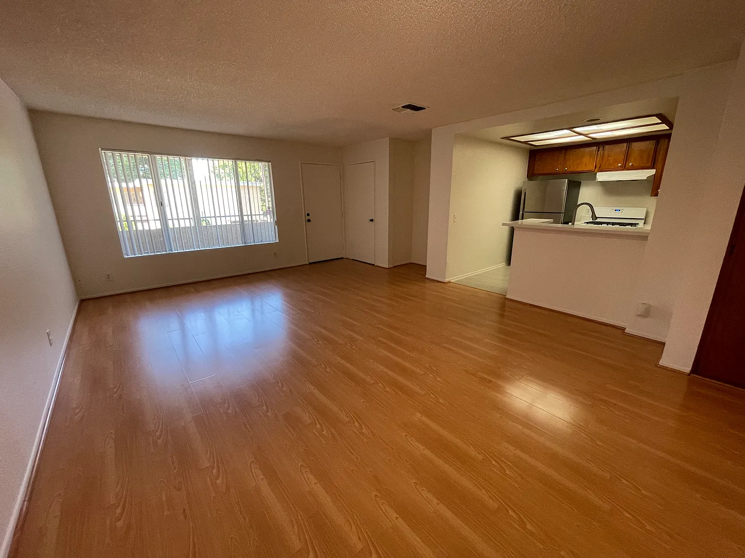 2 bed, 780 sqft, $2,450 — Photo 4