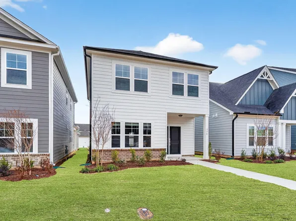 776 Lightrail Dr, Knightdale, NC 27545