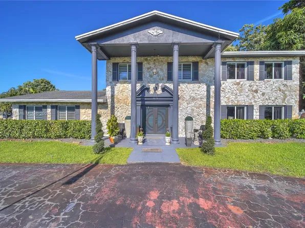 2670 SW 87th Ave, Davie, FL 33328