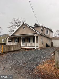 7832 E Shore Rd, Pasadena, MD, 21122