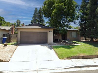 1448 Alamos Ave, Clovis, CA, 93611
