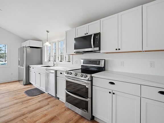 4th image of 88 Cubles Dr