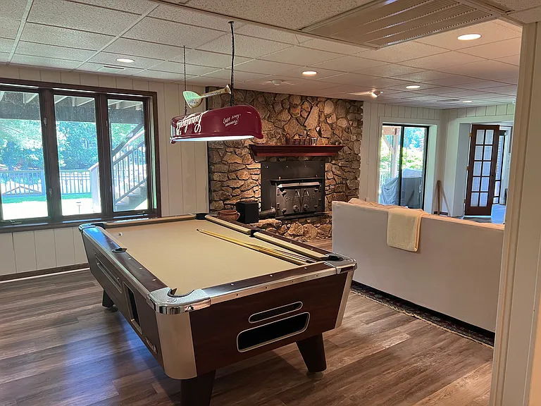8010 Lakeview Dr — Photo 18