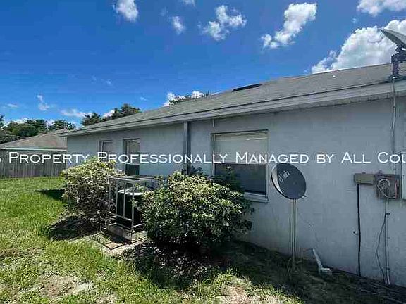 3rd image of 1147 Olive St