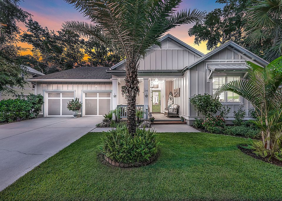 1st image of 14 Shady Oak Ln