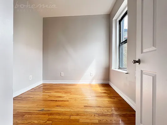 Rented by Bohemia Realty Group | media 6