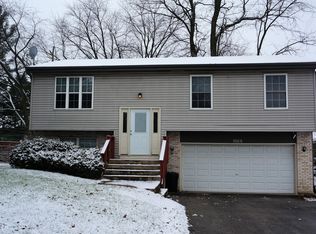 6212 Leonard Ave, Downers Grove, IL 60516