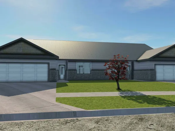 713 Stephanie Ct, Washington, IL 61571