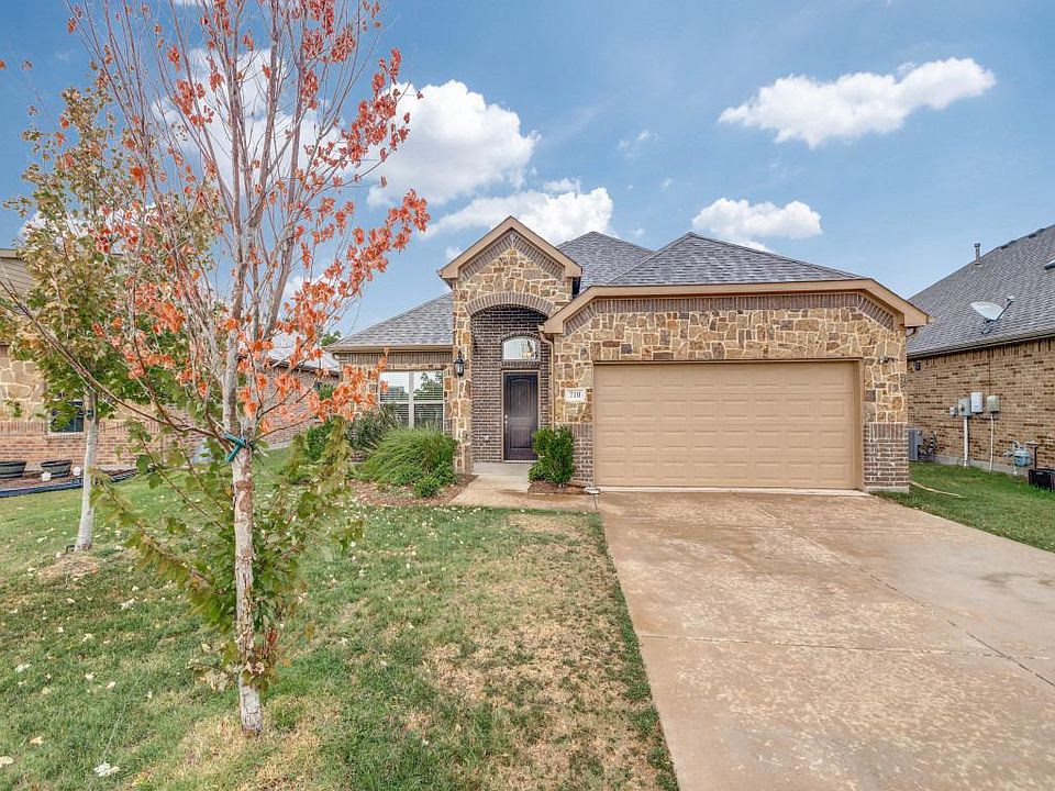 1st image of 710 Teakwood Dr