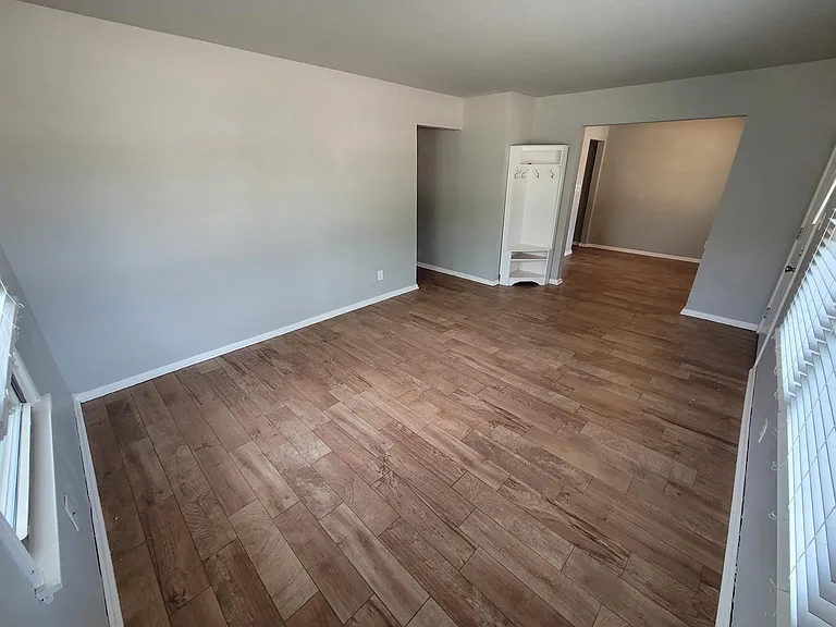 112 W Steed Dr — Photo 6