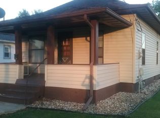 1310 Englewood Ave, Waterloo, IA 50701