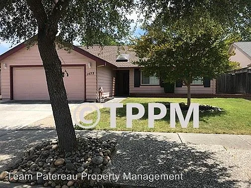 1472 Lupine Ct photo 1