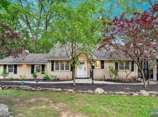 405 Park Pl, Township Of Washington, NJ 07676