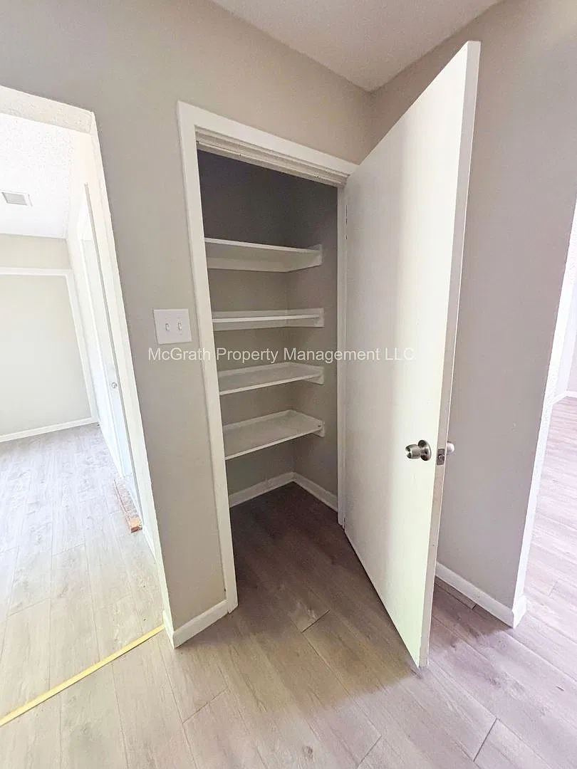 2506 Hidden Valley Drive — Photo 3