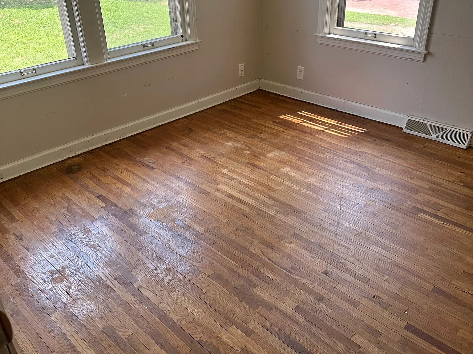 2 bed, $800 — Photo 2