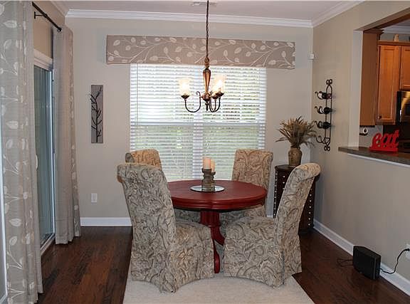 5th image of 7545 Kemberton Ct